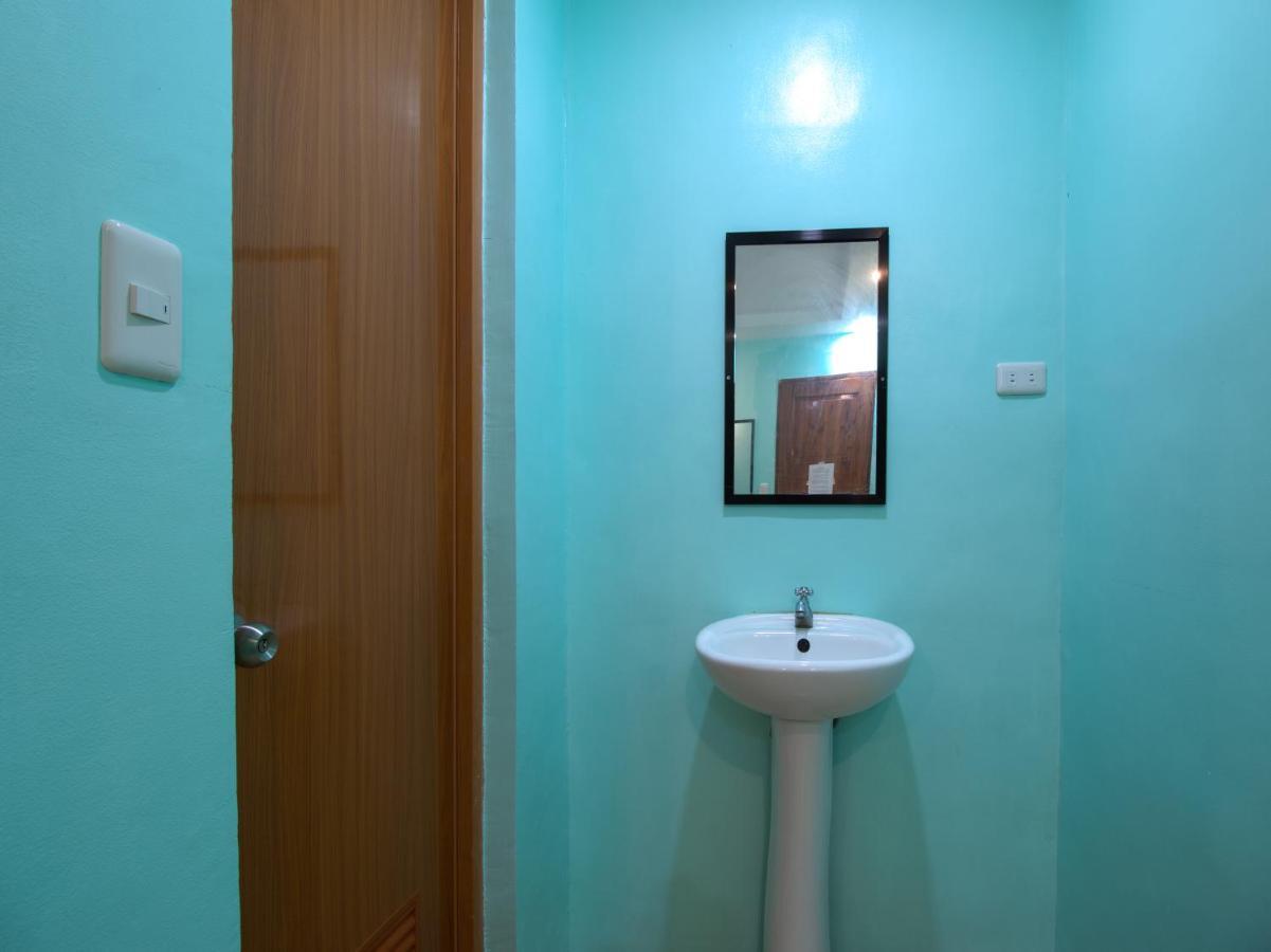 Oyo 777 Rn Guesthouse โมอัลโบอัล ภายนอก รูปภาพ
