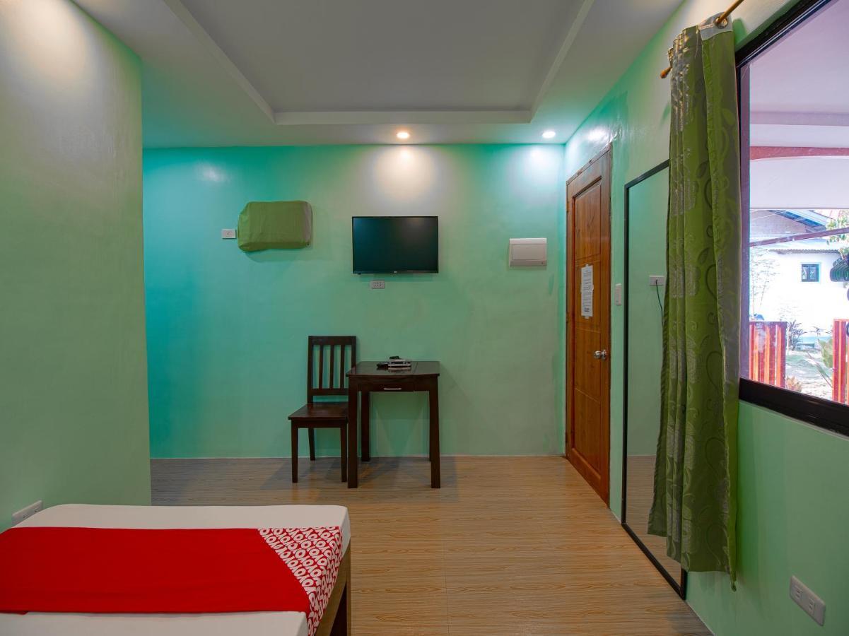 Oyo 777 Rn Guesthouse โมอัลโบอัล ภายนอก รูปภาพ